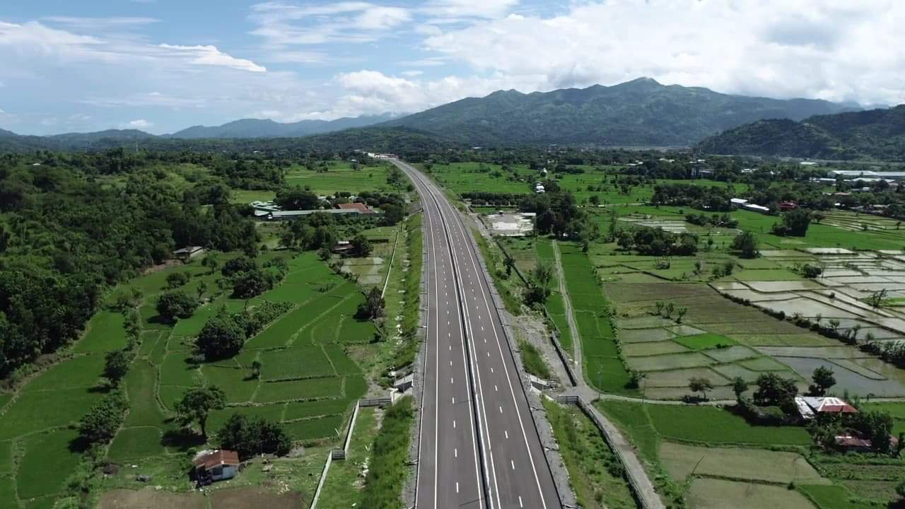 Tarlac-Pangasinan Expressway (TPLEX)